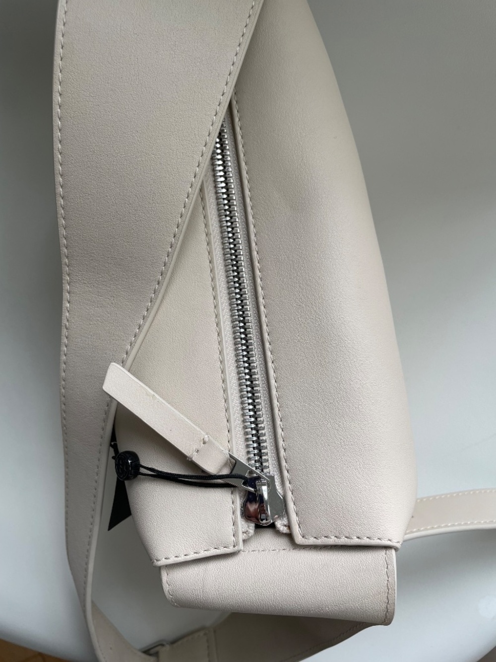 Massimo Dutti Nappa Leather Bag - Picture 6 of 8